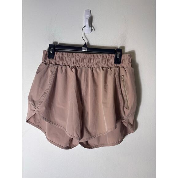 Buff Bunny Taupe Athletic Shorts with 2" Inseam Sz L - Picture 1 of 2